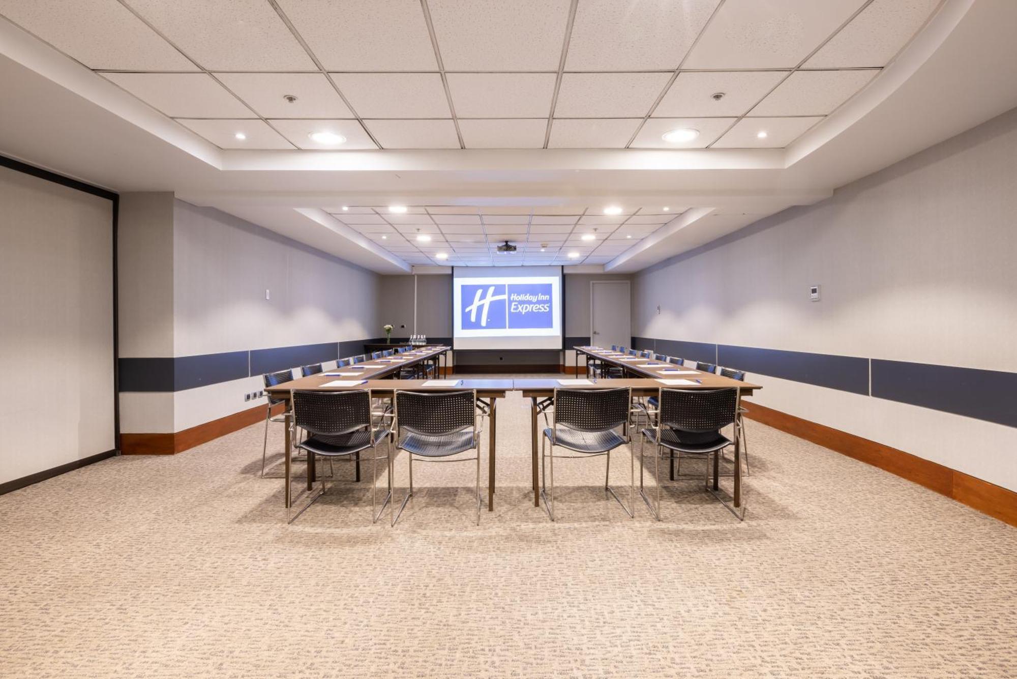 Holiday Inn Express Santiago Las Condes By Ihg מראה חיצוני תמונה