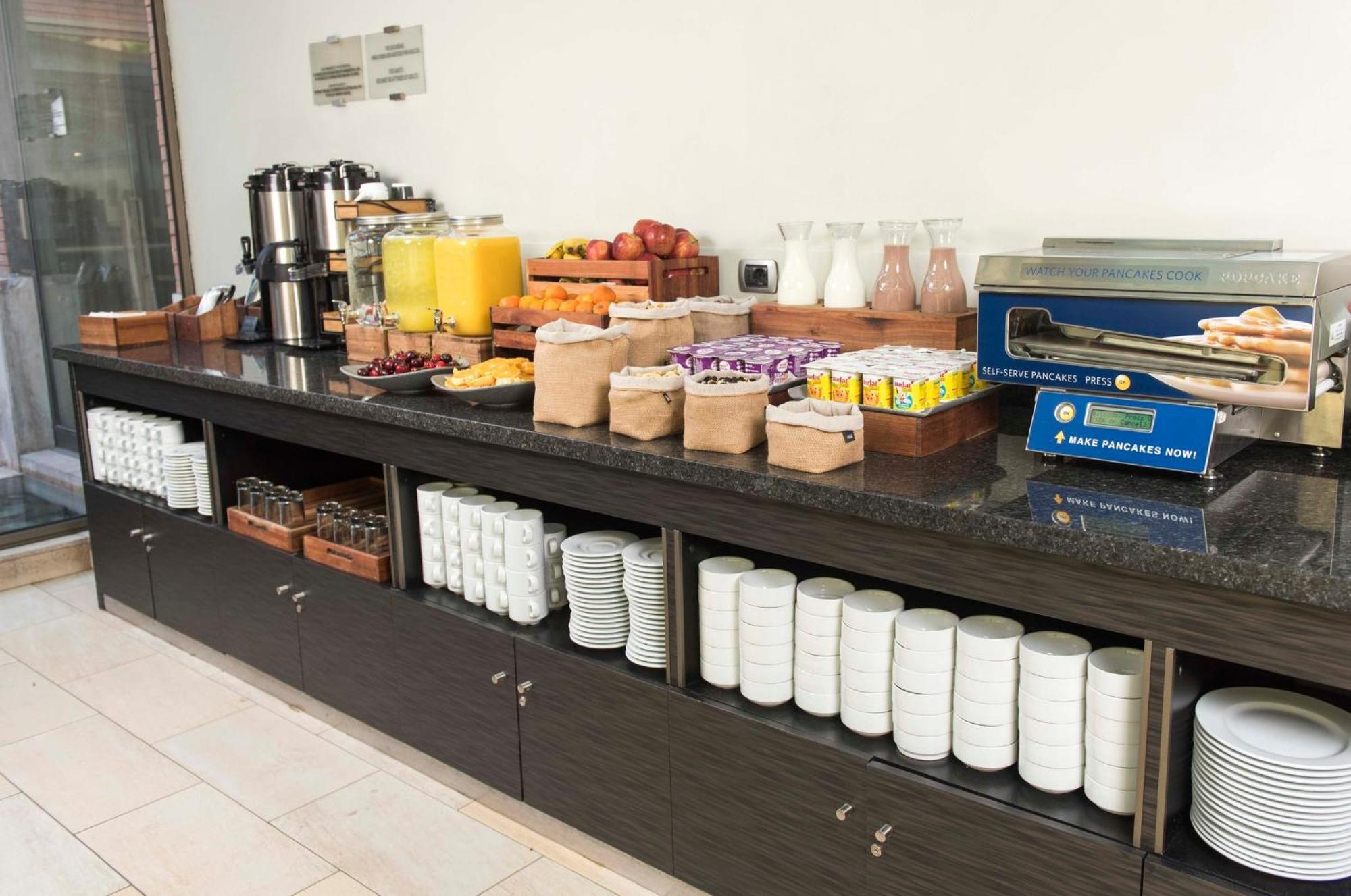 Holiday Inn Express Santiago Las Condes By Ihg מראה חיצוני תמונה