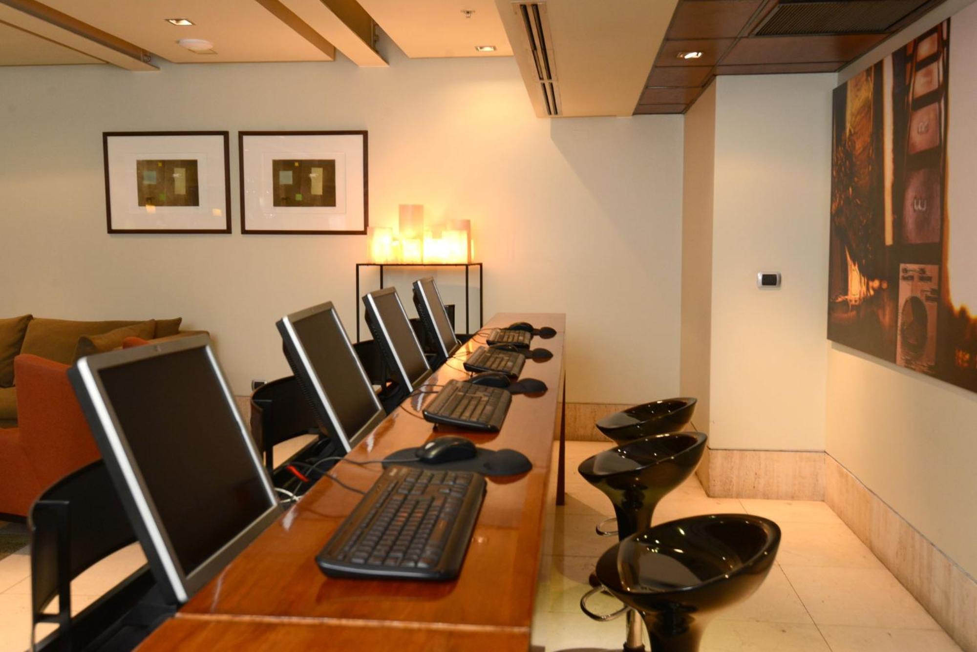 Holiday Inn Express Santiago Las Condes By Ihg מראה חיצוני תמונה