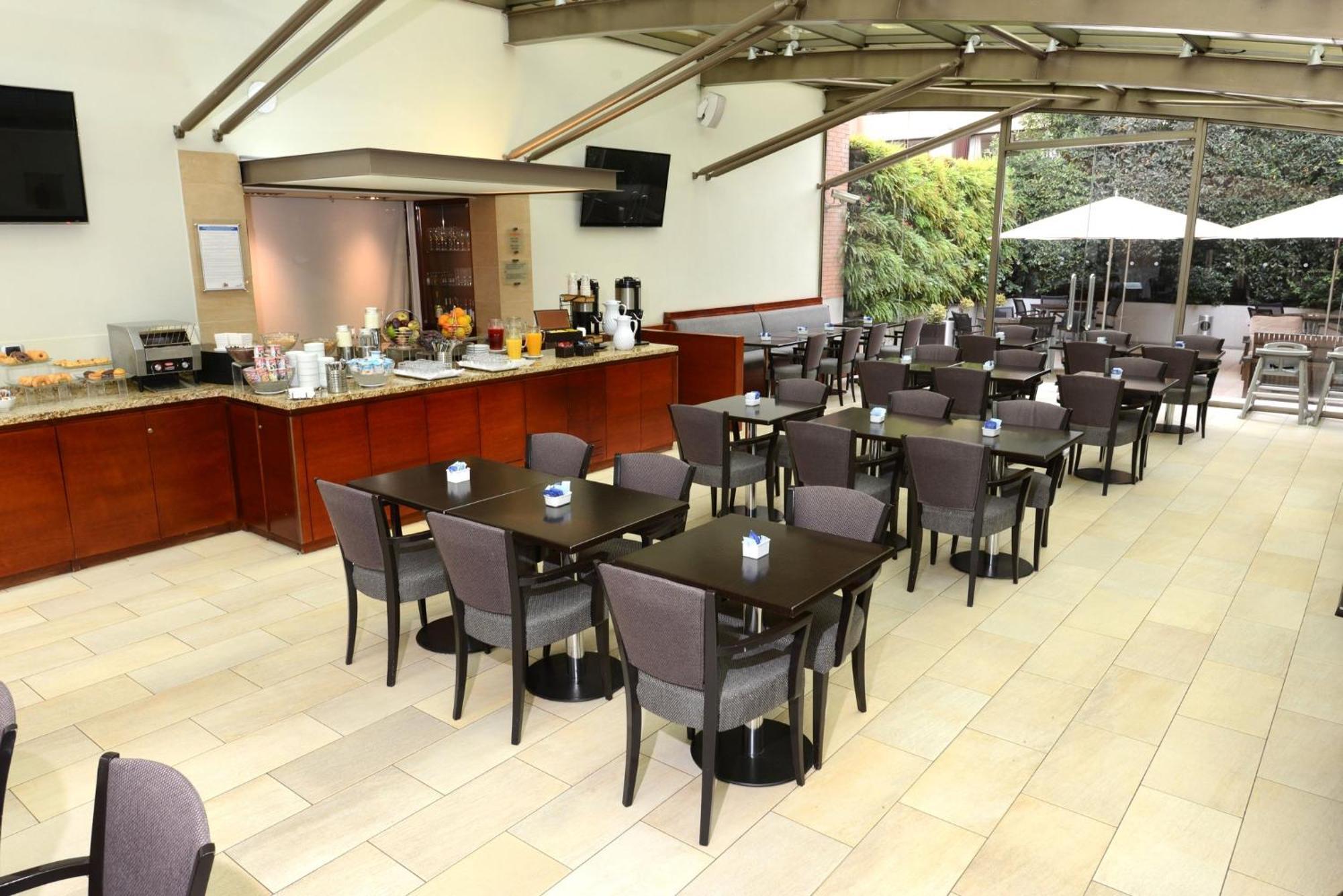 Holiday Inn Express Santiago Las Condes By Ihg מראה חיצוני תמונה
