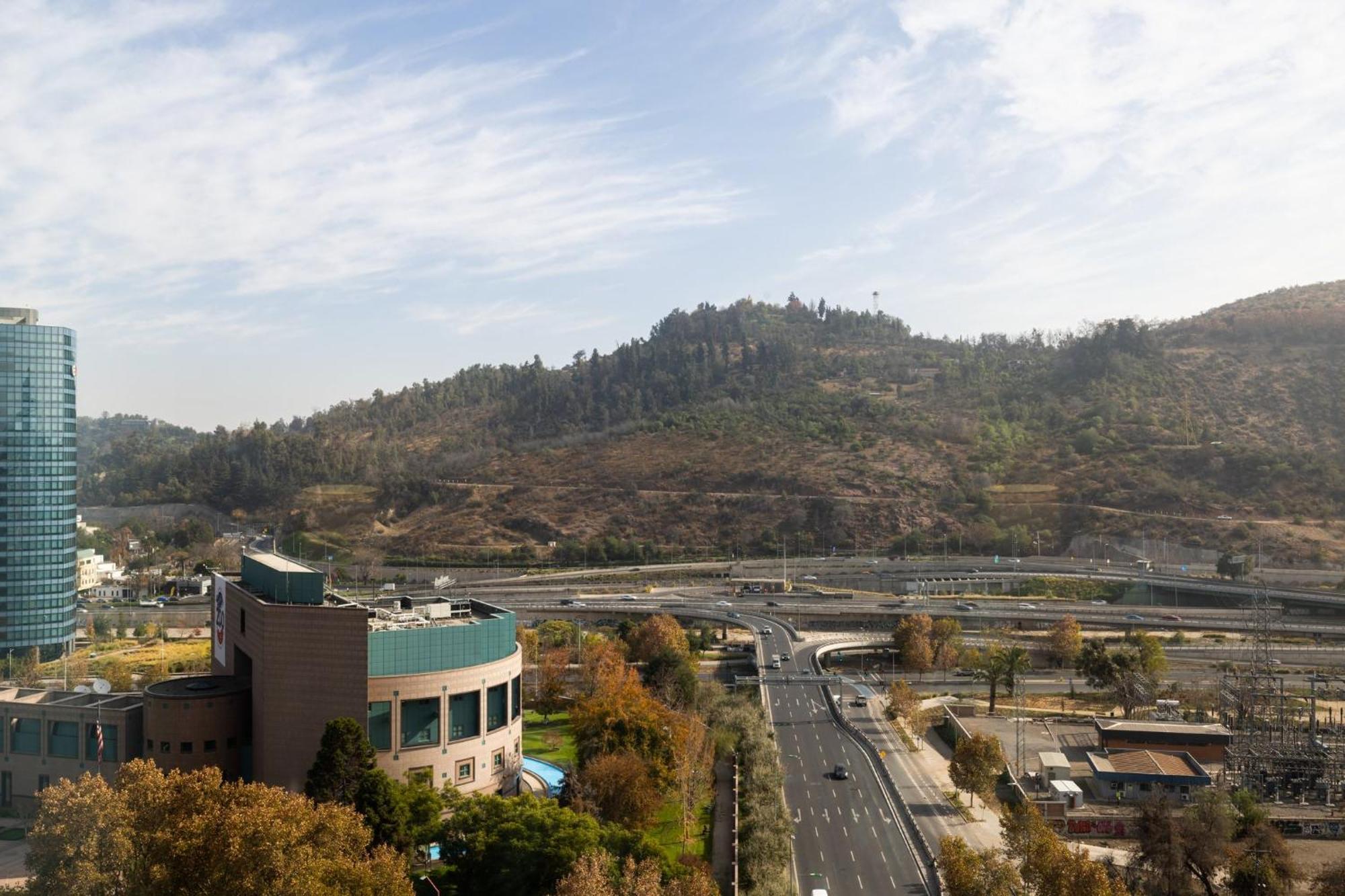 Holiday Inn Express Santiago Las Condes By Ihg מראה חיצוני תמונה